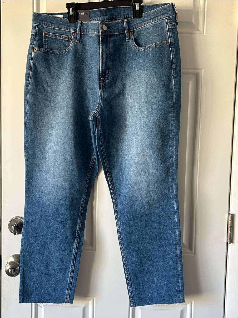 GAP women Light Blue Slim Straight Jeans